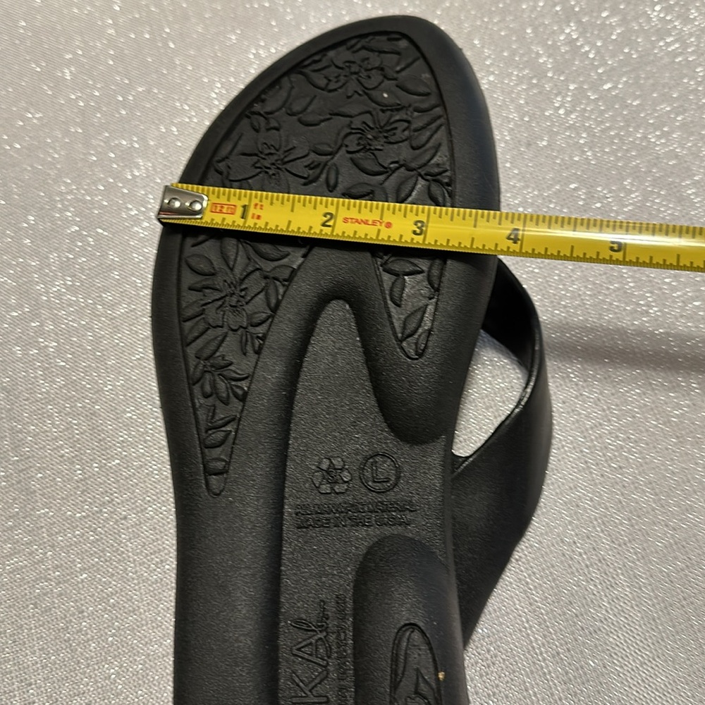 Oka B Teresa Turtle embellished thong sandals size L - Picture 5 of 8